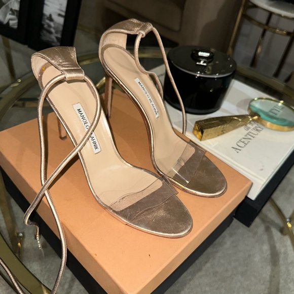 Manolo Blahnik heels - Picture 2 of 6